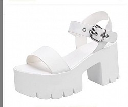 Ladies chunky sandals $20.00